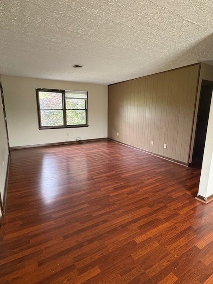 16289 Flamingo Dr - Photo 3 of 5