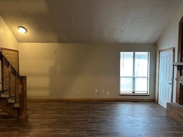 13733 Fairhill Ave #13733 - Photo 3 of 15