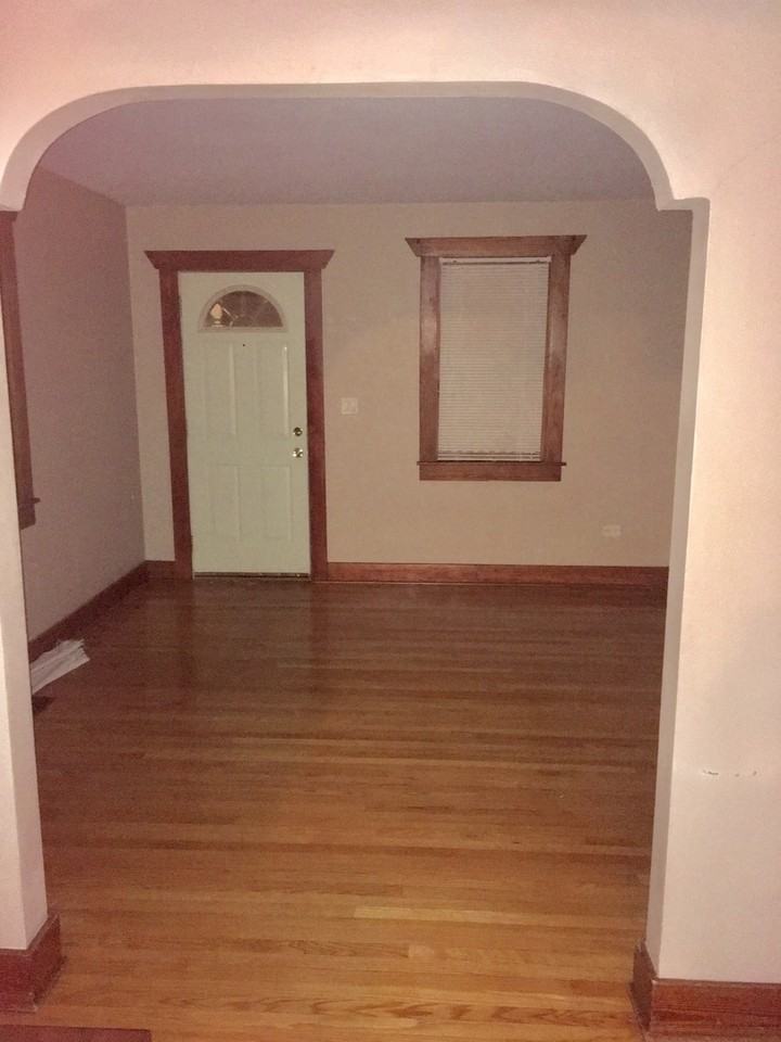 2705 S Glenwood Ave - Photo 3 of 6