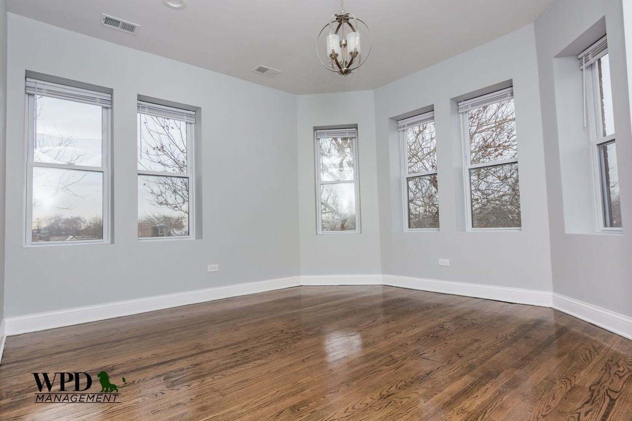 7927 S. Marquette Ave - Photo 2 of 10