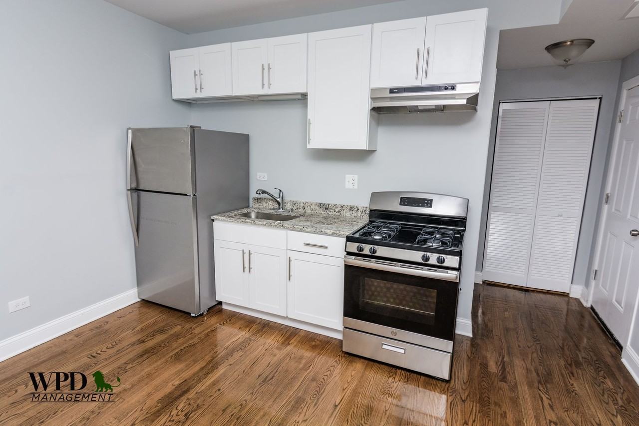 7927 S. Marquette Ave - Photo 3 of 10