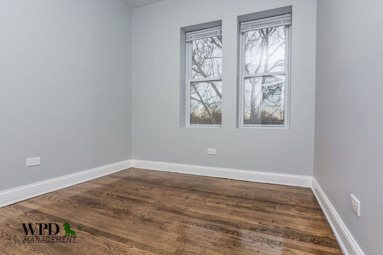 7927 S. Marquette Ave - Photo 5 of 10