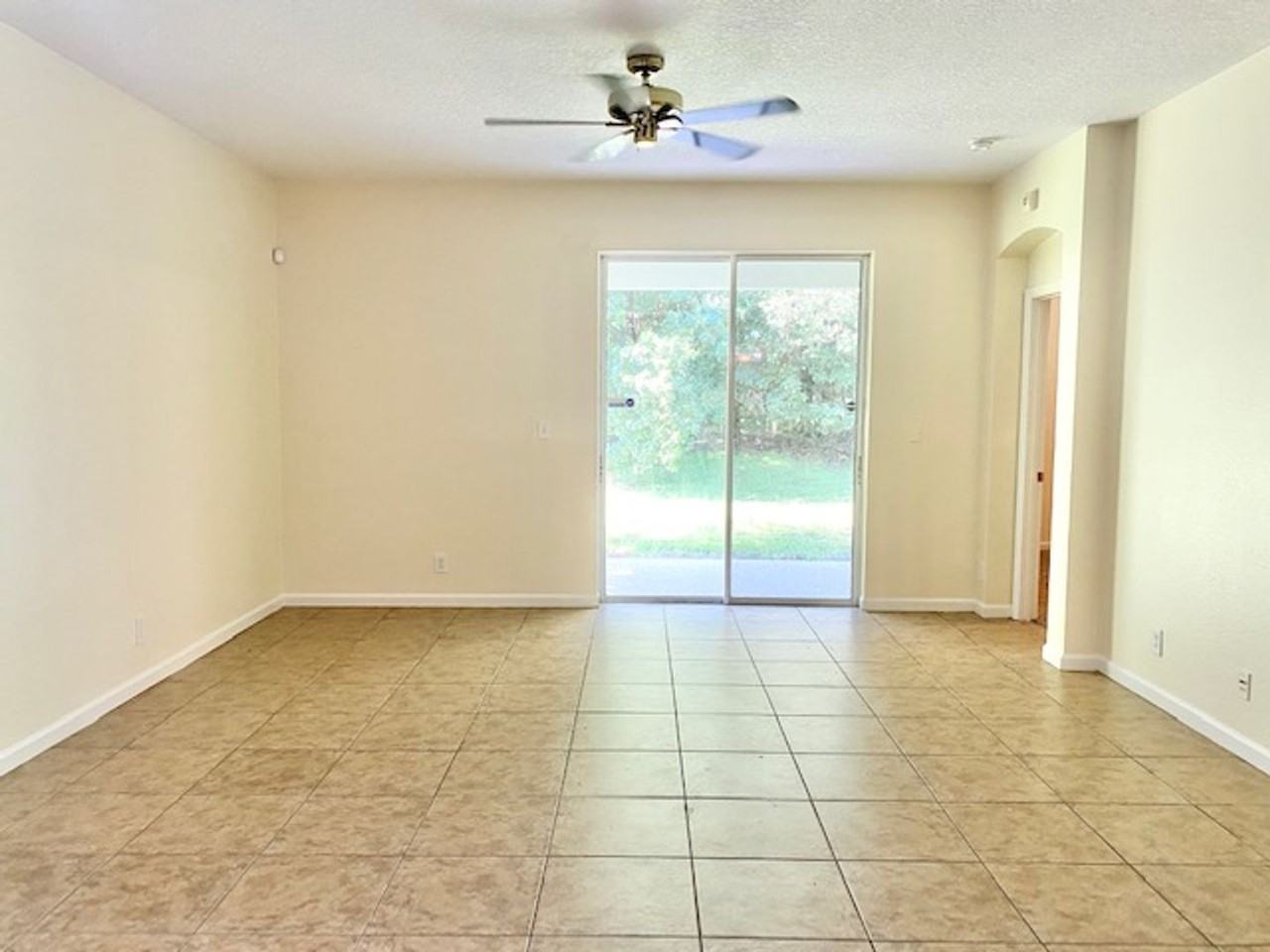 705 Ravenshill Way - Photo 2 of 23