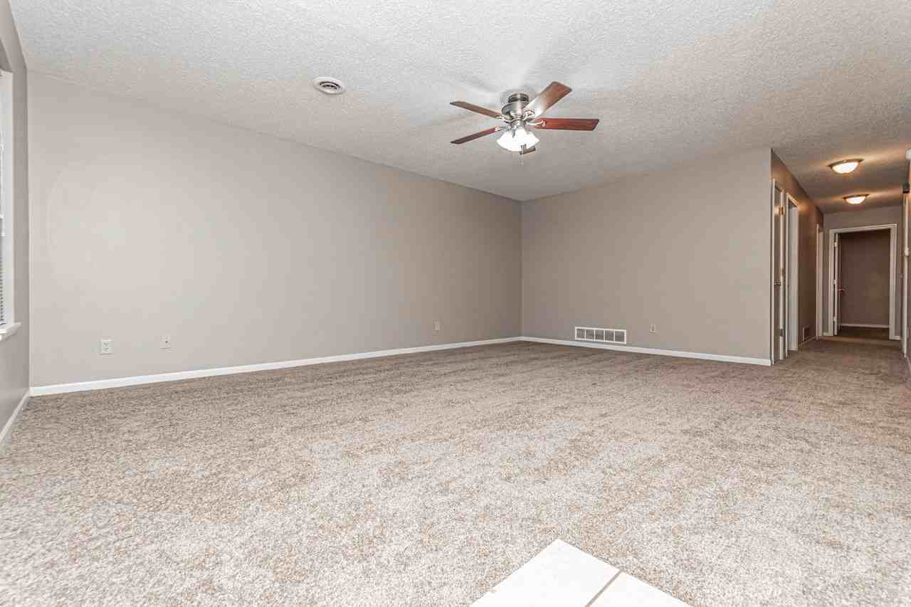 1528 Saint Marys Rd - Photo 2 of 24