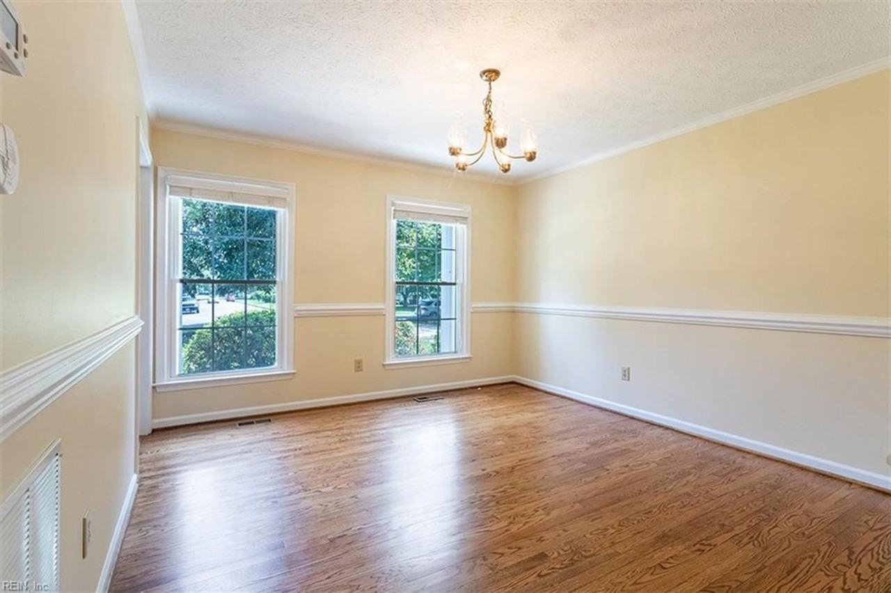 2 Oscars Ct - Photo 5 of 37