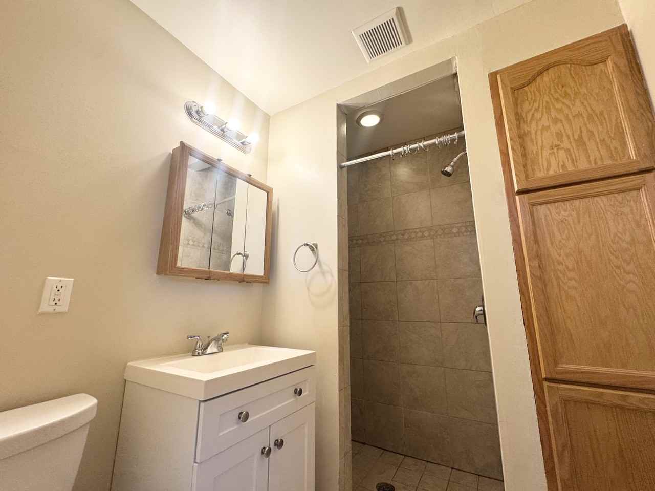 6605 Katahdin Dr #19 - Photo 5 of 7