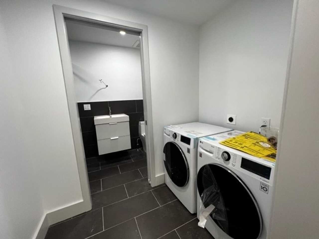 1610 Rodman St - Photo 5 of 22