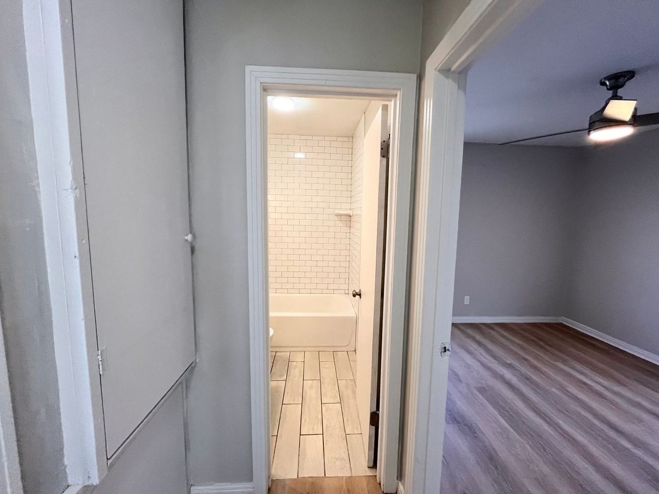 2012 49th St - Photo 7 of 22