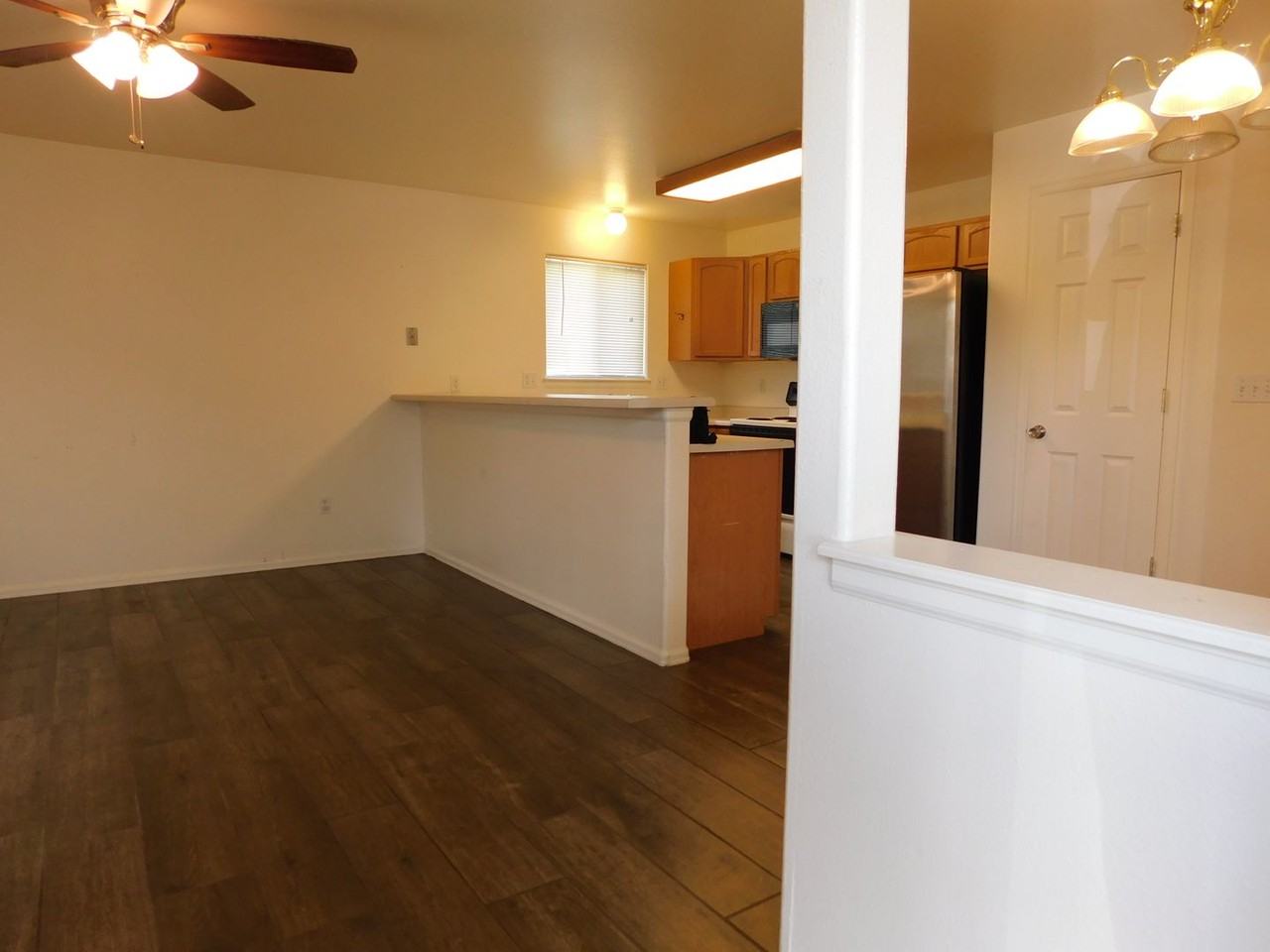 1157 E Carolina Ave #1 - Photo 3 of 16