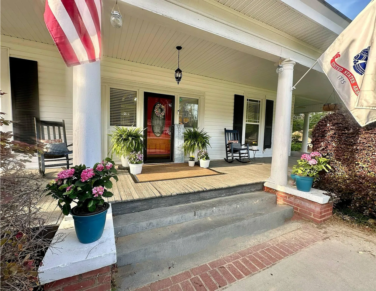267 Elm St - Photo 2 of 37