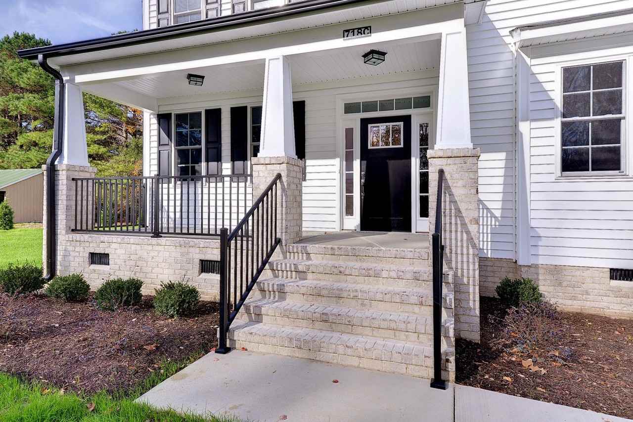 718C Poquoson Ave #C - Photo 2 of 44