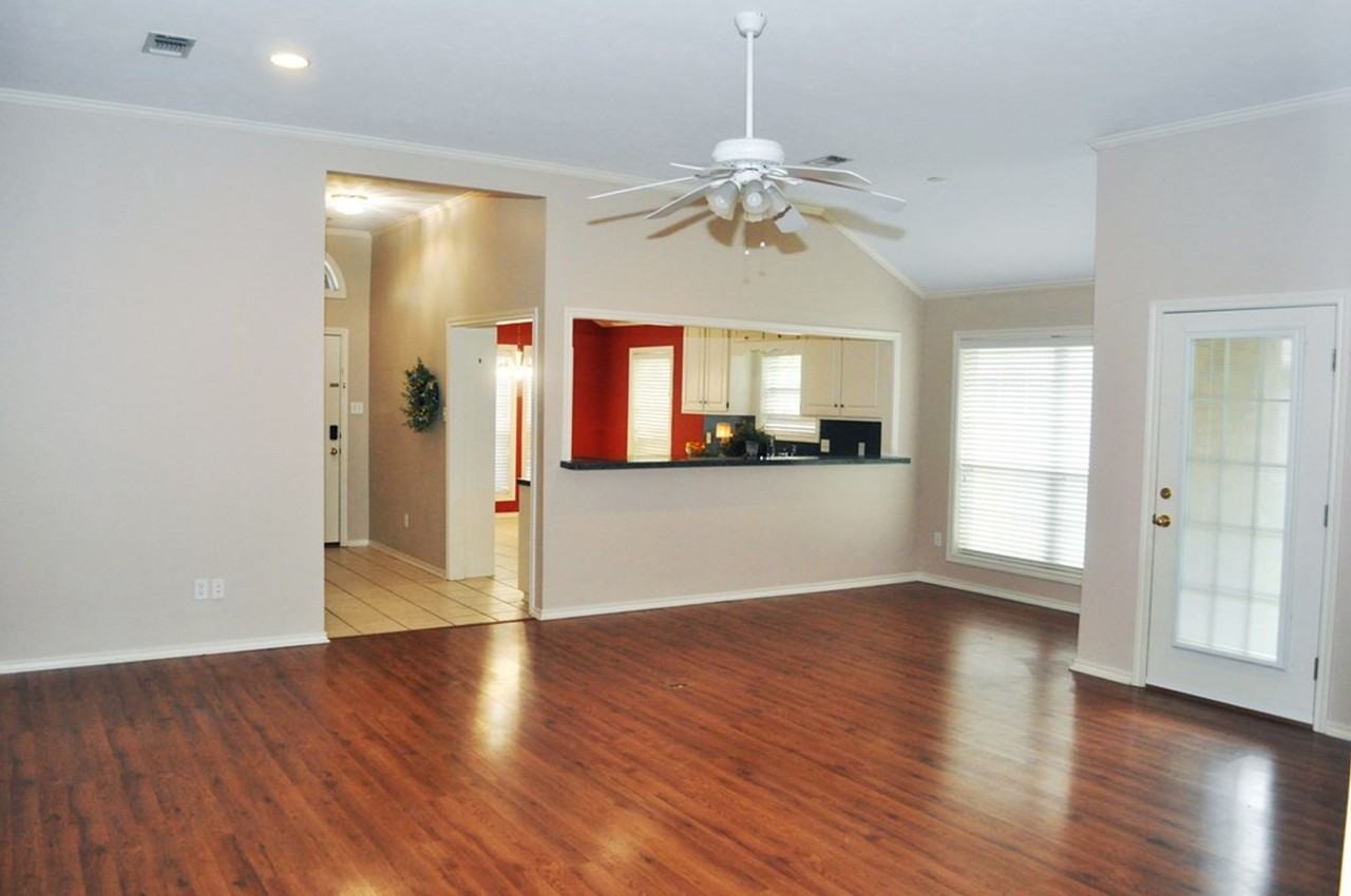 3610 Ashcreek Cir - Photo 2 of 13