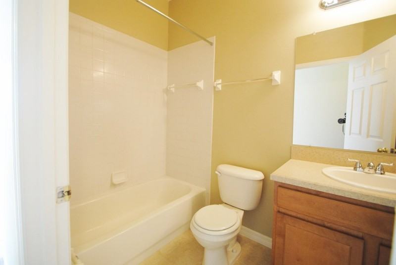 12113 Kendra Ct - Photo 3 of 8