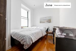 featured image of 320 Manhattan Ave #B