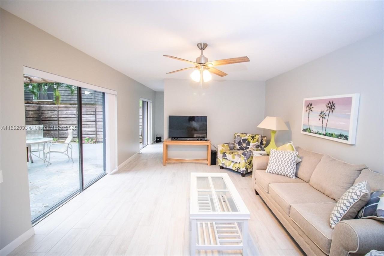 1410 14th Ter #1410 - Photo 3 of 15