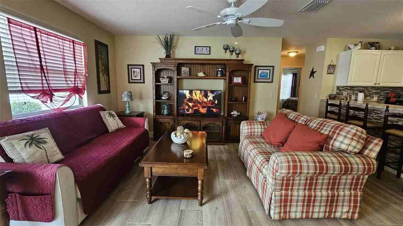 2552 Red Cedar Ln - Photo 5 of 21