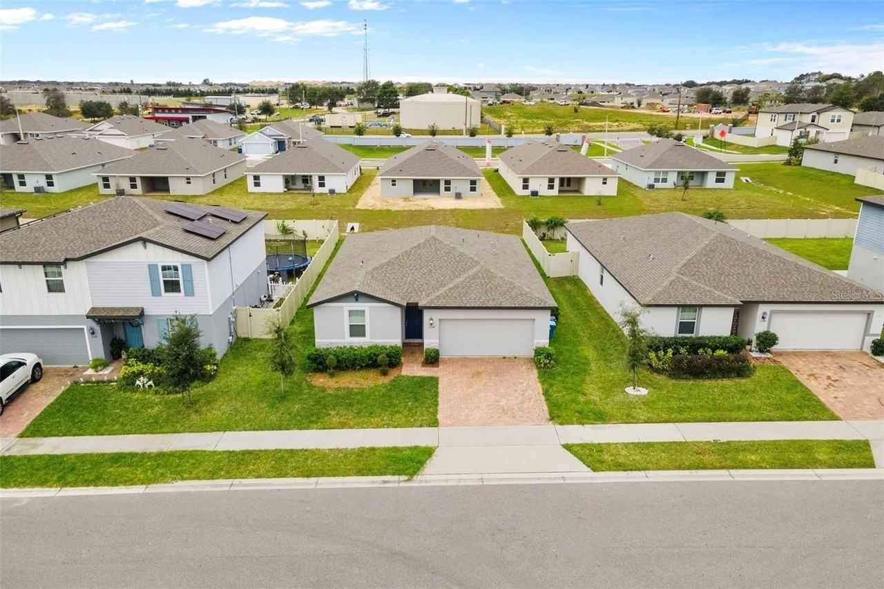 1298 Citrus Landings Blvd - Photo 3 of 25