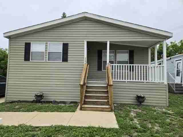 108 Northwest 49th Street #404