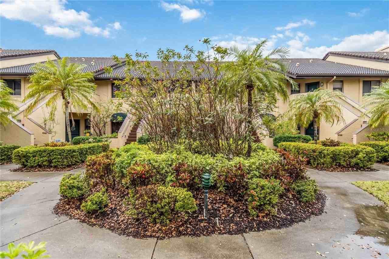 5734 Ashton Lake Dr #7 - Photo 3 of 34