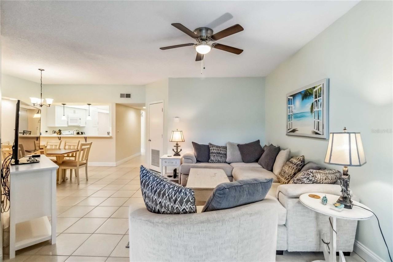 5734 Ashton Lake Dr #7 - Photo 6 of 34