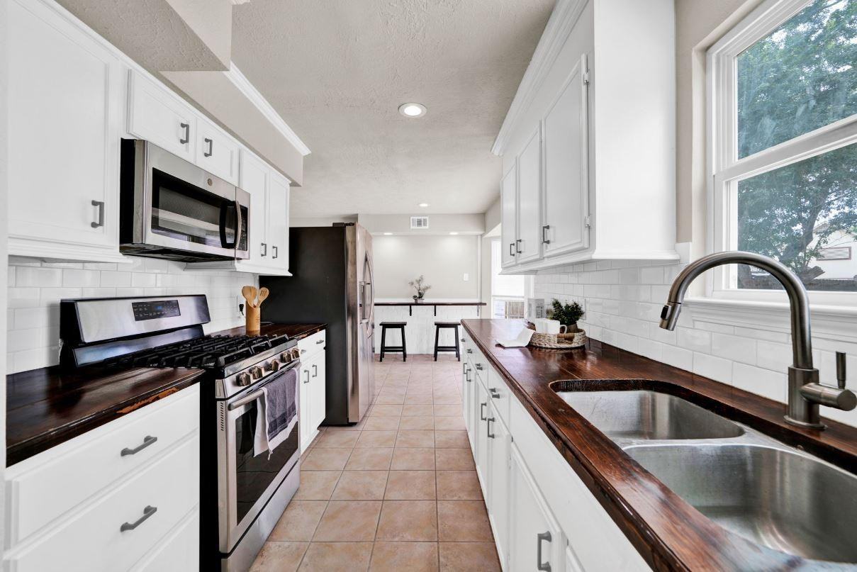 Sagecanyon Dr - Photo 5 of 10