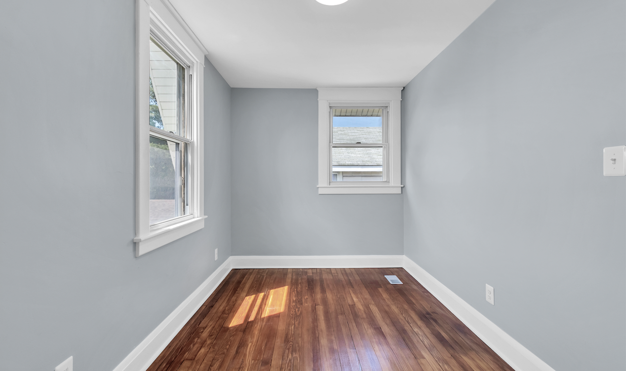 4109 Wilke Ave - Photo 3 of 9