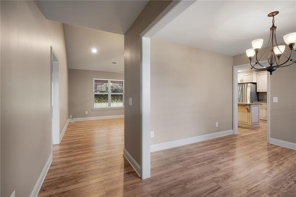 211 Gilmore Circle - Photo 4 of 24