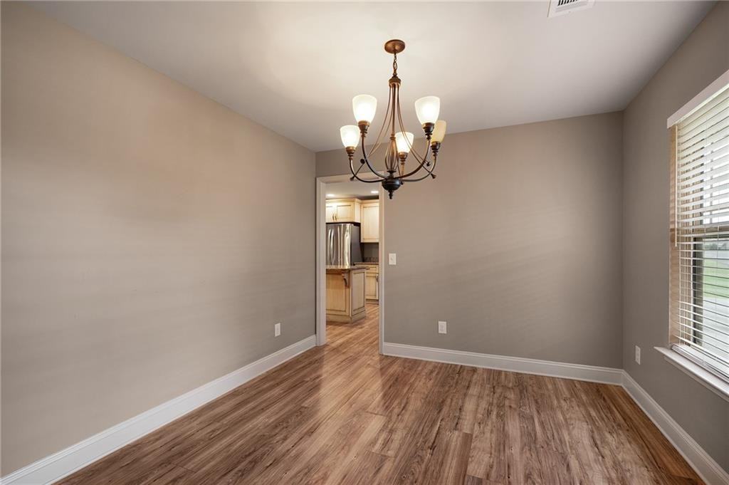 211 Gilmore Circle - Photo 5 of 24