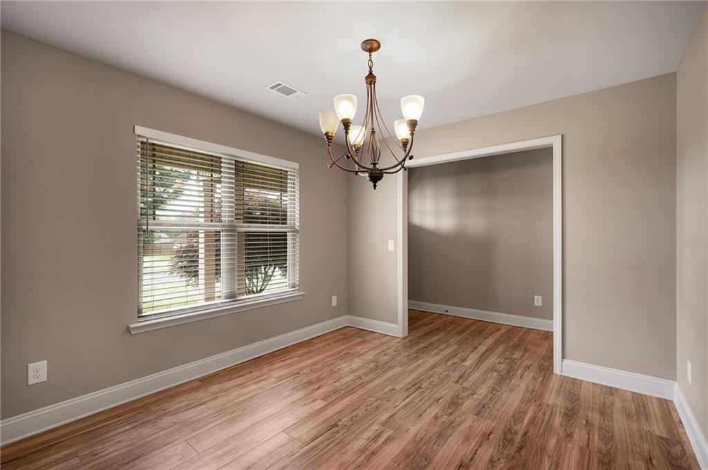 211 Gilmore Circle - Photo 6 of 24