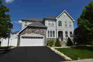 featured image of 3 Maxwell Rd