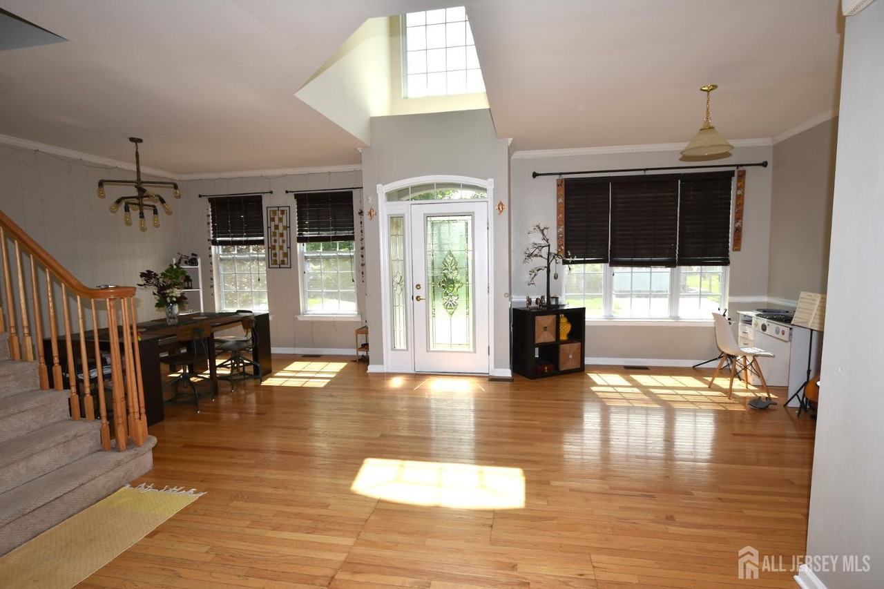 3 Maxwell Rd - Photo 7 of 42