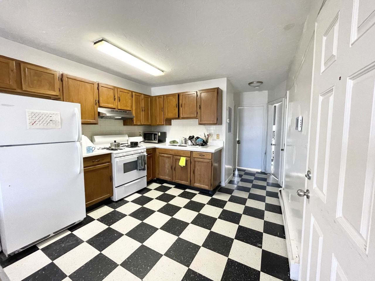 Hammond St - Photo 5 of 5