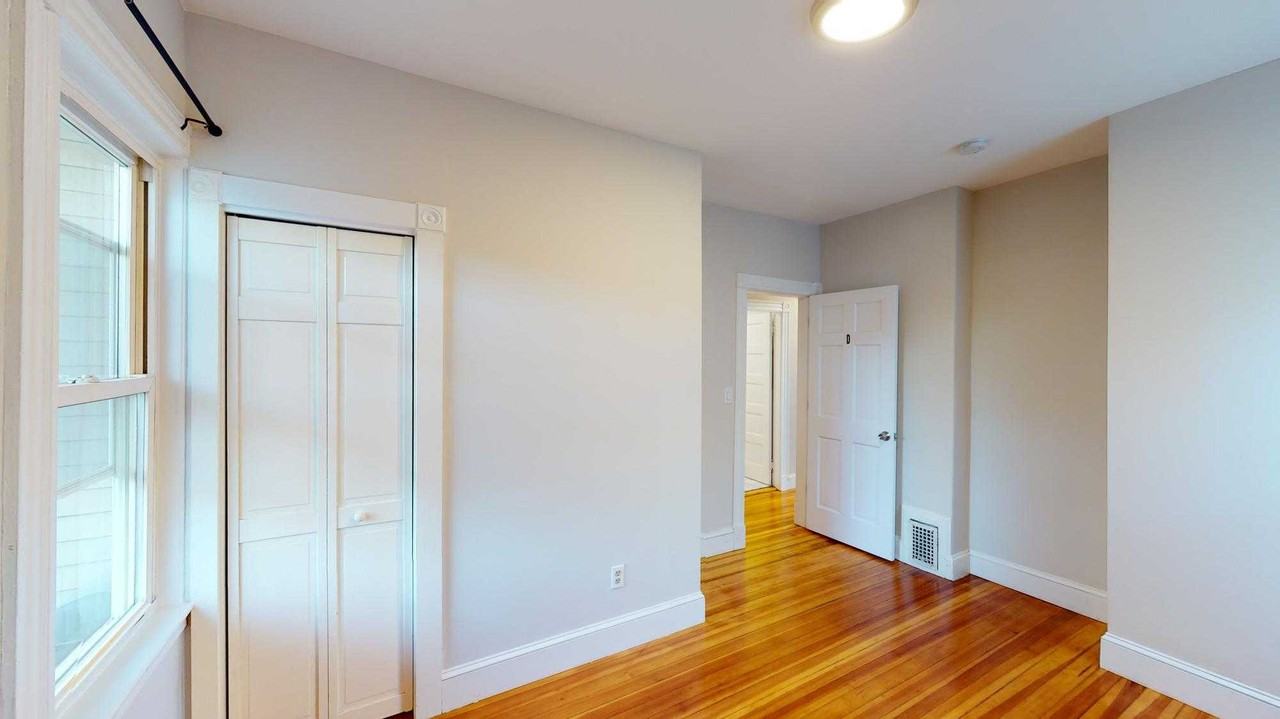 Taft St - Photo 4 of 14