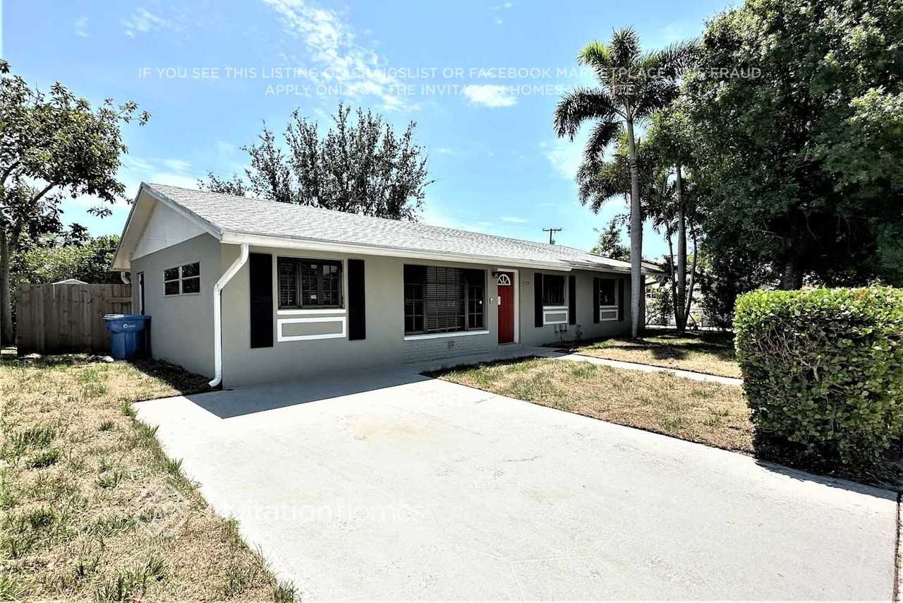 530 S 13th Pl - Photo 2 of 24