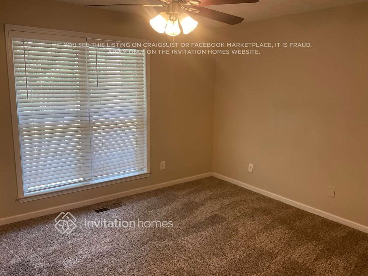 3933 Edgebrook Dr - Photo 6 of 10