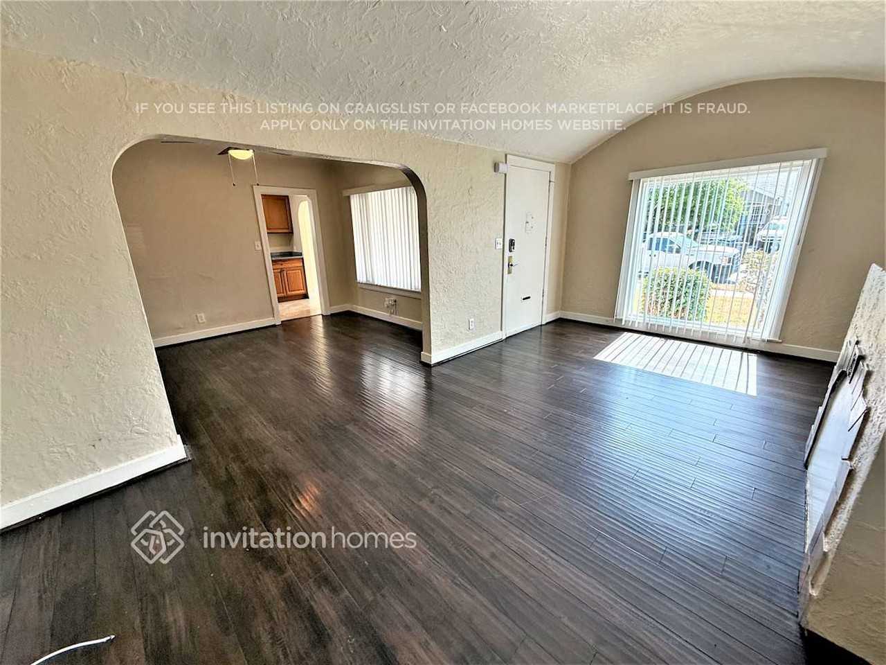 6046 6th Ave - Photo 4 of 24