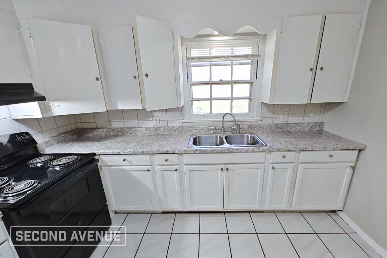 438 Tupelo Rd - Photo 3 of 13