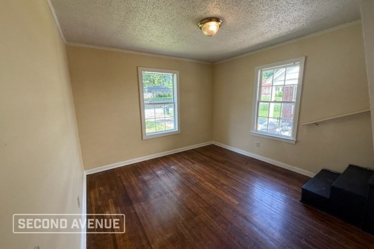 2374 Larose Ave - Photo 4 of 13