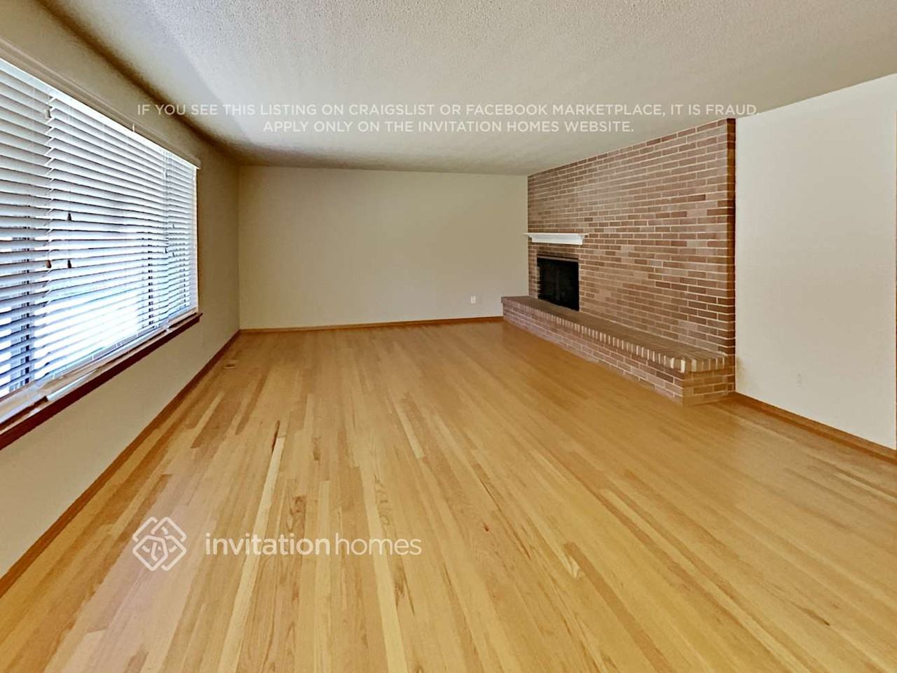 617 S 301st St - Photo 4 of 28