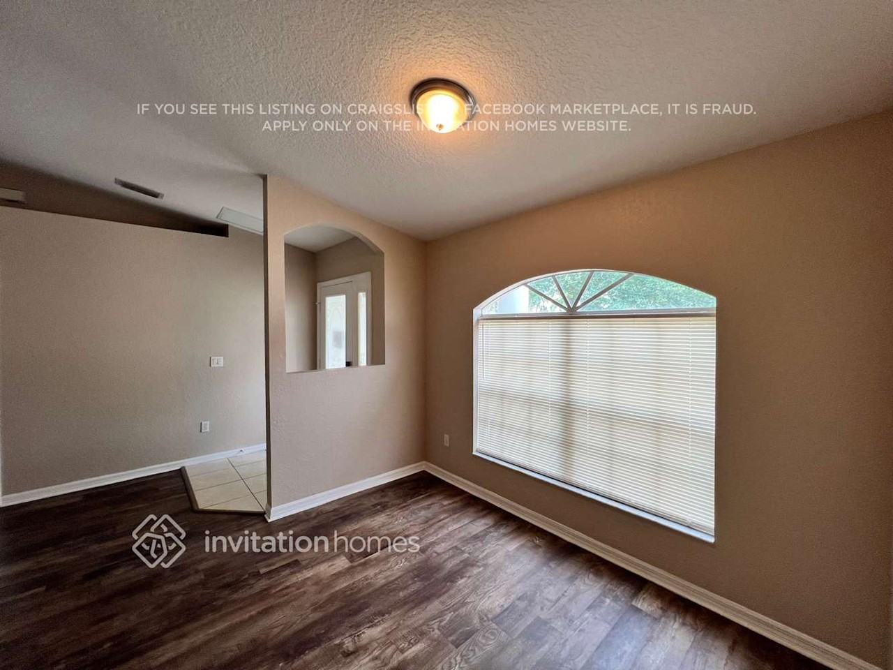 2474 Se Wood Ave - Photo 2 of 15