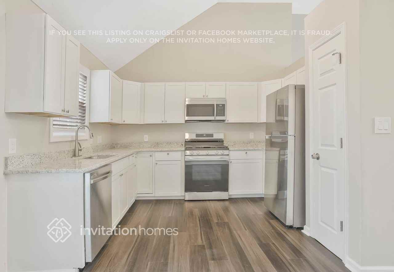 4194 Morningside Cir - Photo 6 of 22