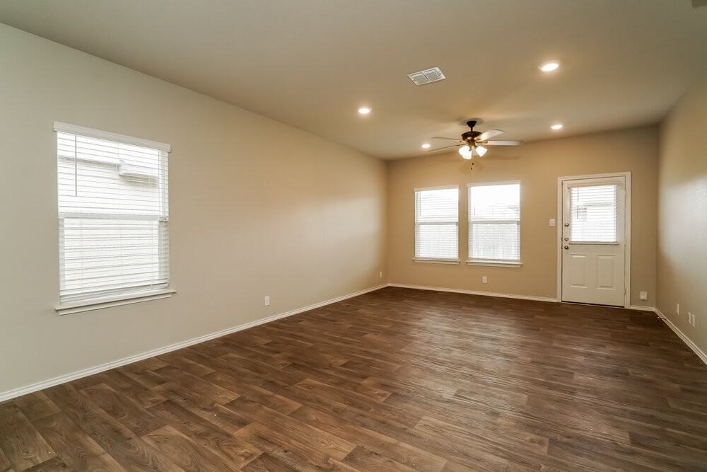 4227 Busbee Flds - Photo 5 of 17