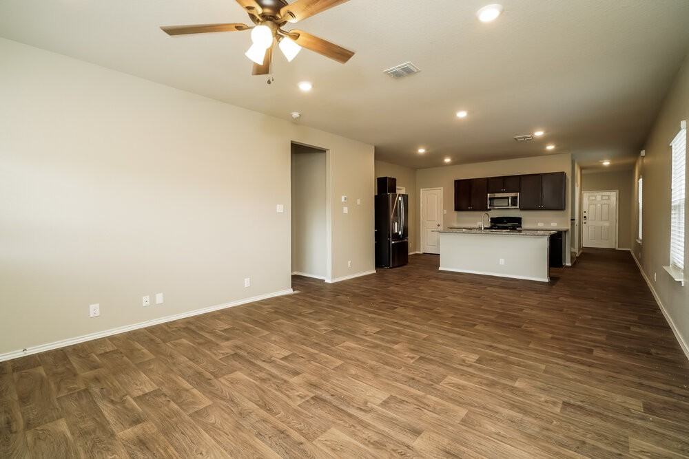 4227 Busbee Flds - Photo 7 of 17