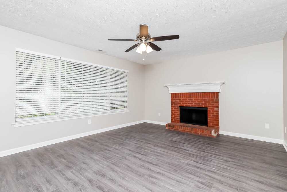 5201 Summer Brooke Ct - Photo 4 of 17