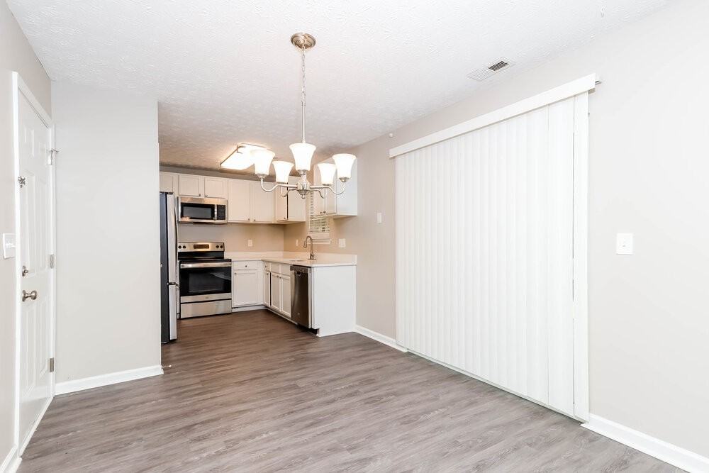 5201 Summer Brooke Ct - Photo 7 of 17