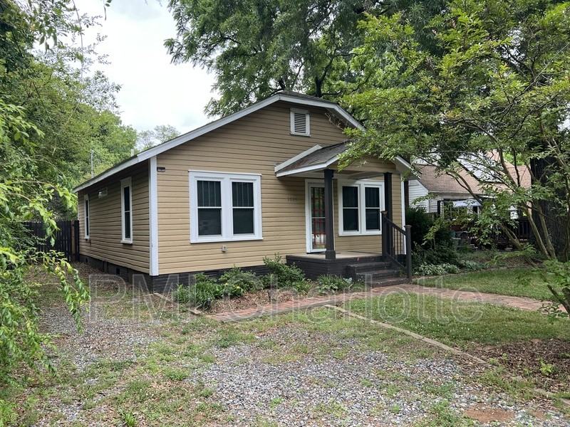 1525 Browns Ave - Photo 2 of 21