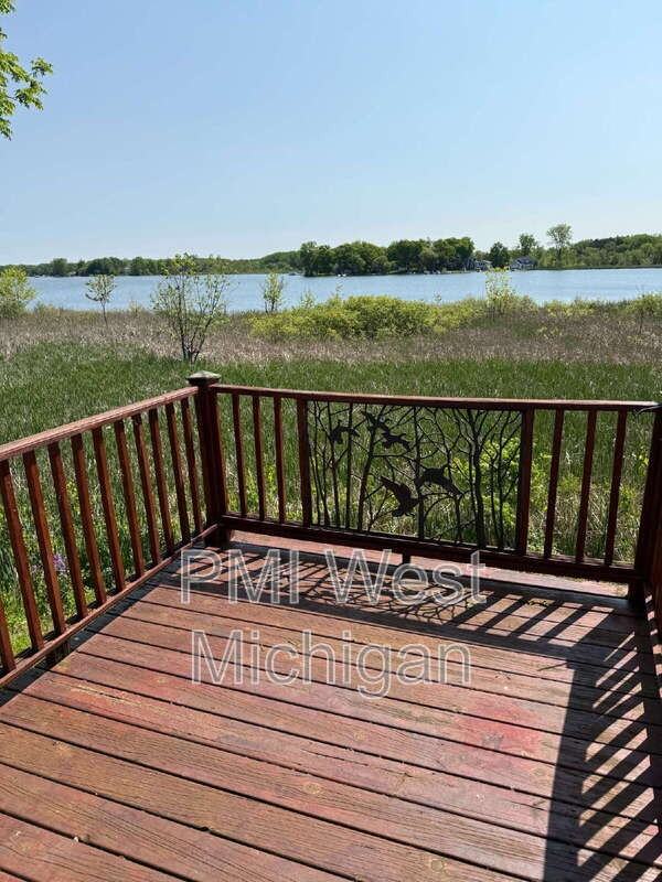 5864 Shaw St #3 - Photo 2 of 23