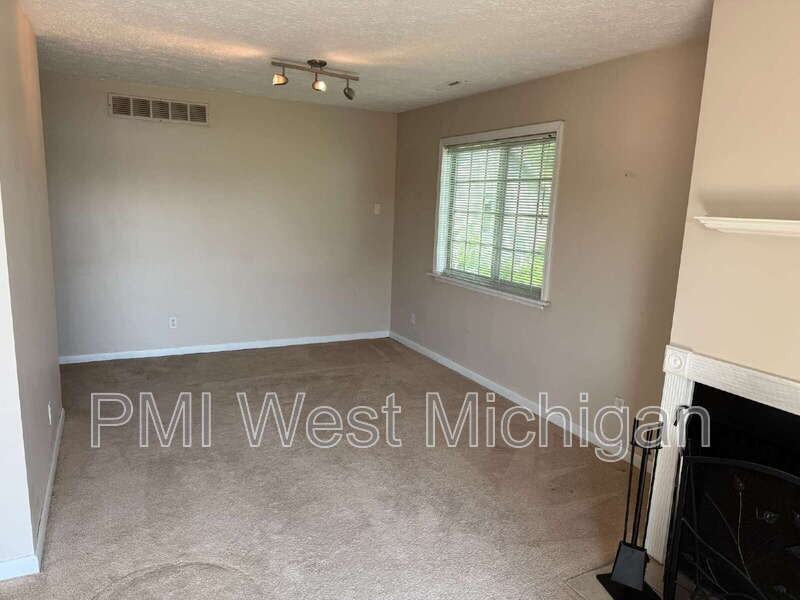 5864 Shaw St #3 - Photo 6 of 23