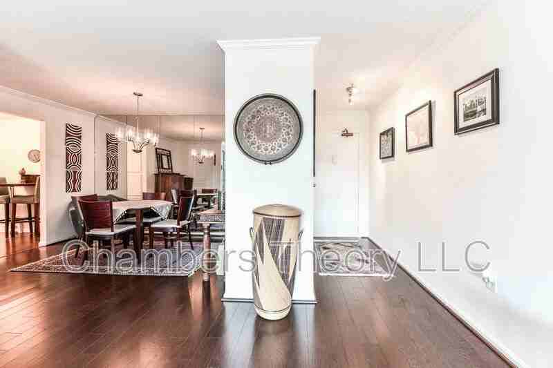 1300 Army Navy Dr #817 - Photo 7 of 26