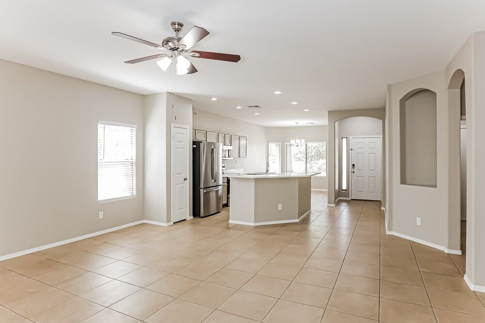 12857 W Apodaca Dr - Photo 4 of 16